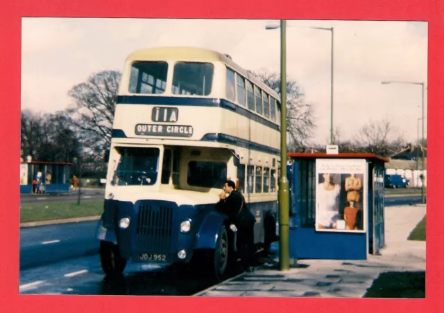 Birmingham Bus Photo ~ WMPTE 2952 - 1952 MetCamm Guy Arab IV - 11A Outer Circle