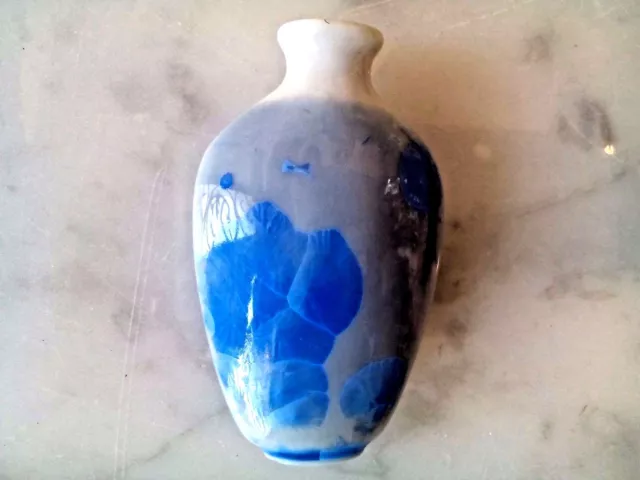 Beautiful Chinese Blue And White Porcelain Snuff Bottle