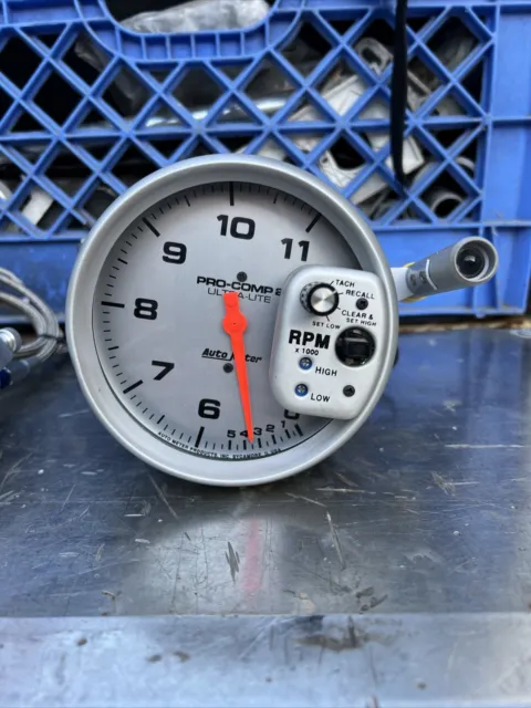 autometer gauges used