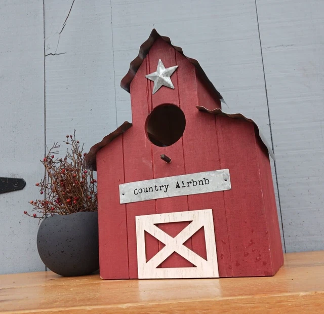 Country Barn Style Birdhouse w/ Corrugated Roof & Metal Accents