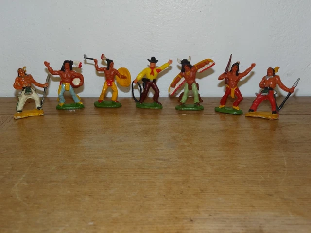 Lot De Soldats De Plomb Anciens Avec Indiens – Collection Vintage