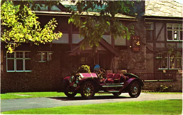 1912 - OLDSMOBILE Autocrat.  -- Old Cars / Antique Automobiles Postcard