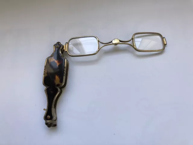 occhiali antichi