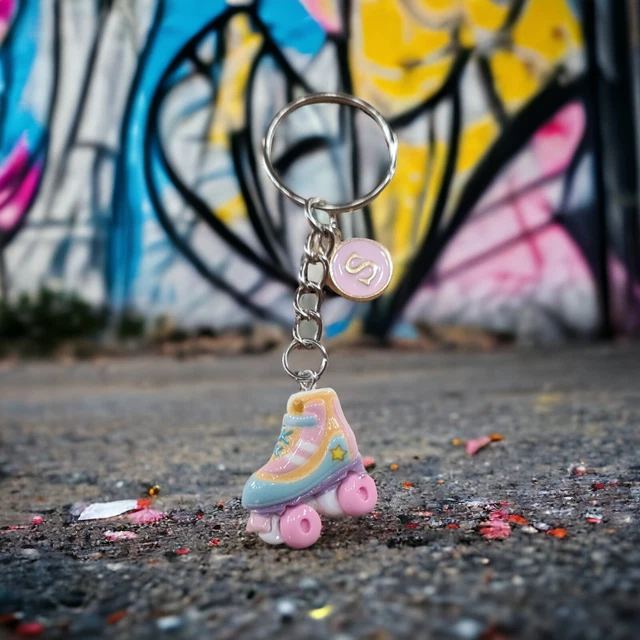 Barbie: Roller Skate Keyring Preorder Barbie: Roller Skate Keyring Preorder