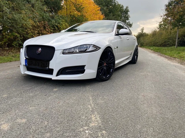 Boîtier De Filtre à Huile Pour Jaguar XF X250 3.0 Diesel - Réf 9X2Q-6B624-BB - Occasion Fonctionnel