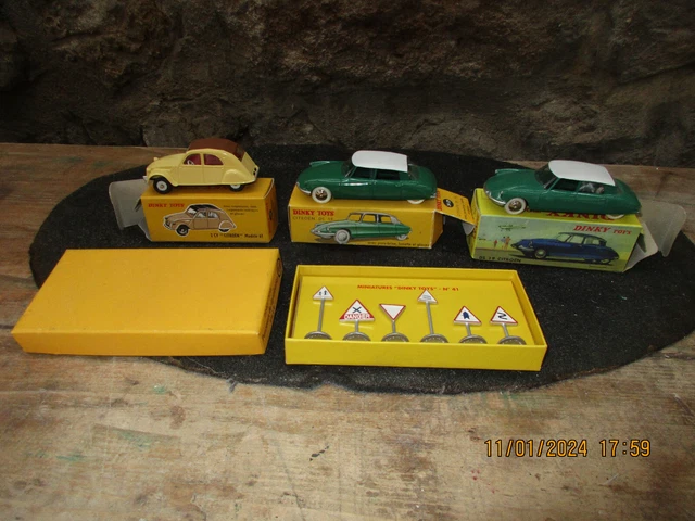 Lot De 2 Dinky Toys 40 Et 41 – Boîtes De Panneaux De Signalisation – Boîtes D'origine (MIB)
