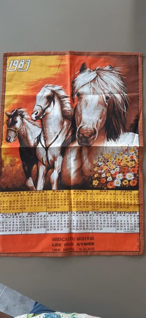 Torchon Calendrier en Tissu année 1983 La France Pays du Vin Torchon Calendrier en Tissu année 1983 La France Pays du Vin
