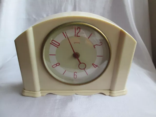 Vintage Smiths Art Deco Style Crobury Cream Colour Clock Working Order