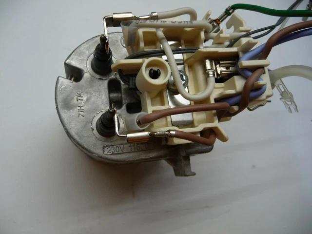 Résistance BOSCH Chauffe-eau Tassimo Bosch 00751730