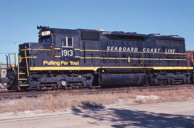 ORIGINAL 1981 RAILROAD SLIDE SCL SEABOARD COAST LINE 1913 EMD SD35 Hamlet NC ACL