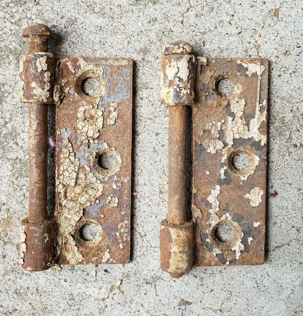 Pair of 2 Antique Vintage Door Hinges Rusty Chippy Patina Salvage 01