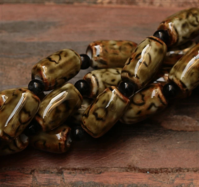 4x Porzellan Keramik Perlen Beads Schmuck DIY Basteln 20x11mm Olive Blume