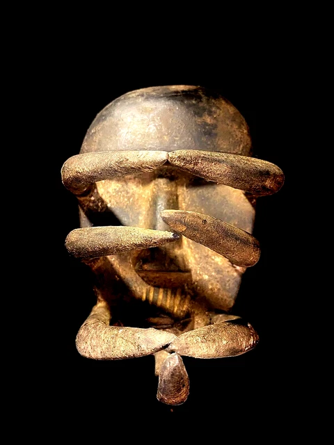 Antiquariato africano faccia tribale vintage Legno intagliato Hanging War...