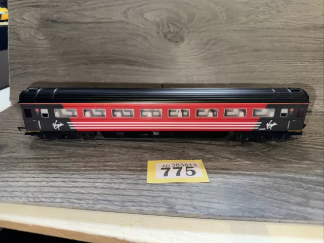 Hornby OO MK3 Virgin Trains HST Standard offener Reisebus R/N 42103!