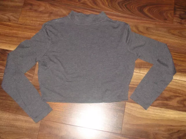 Grey Cropped Turtle Neck Long Sleeved Top Size 12