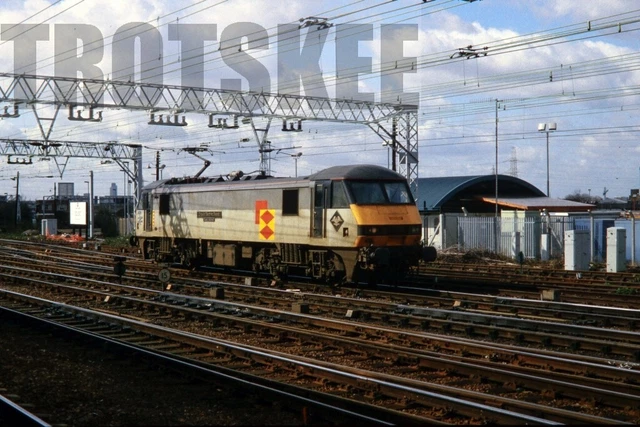 35MM SLIDE BR British Rail Electric Loco Class 90 90126 1994 Stratford ...