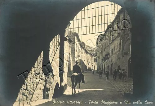 Cartolina di Orvieto, Porta Maggiore e via della Cava - Terni