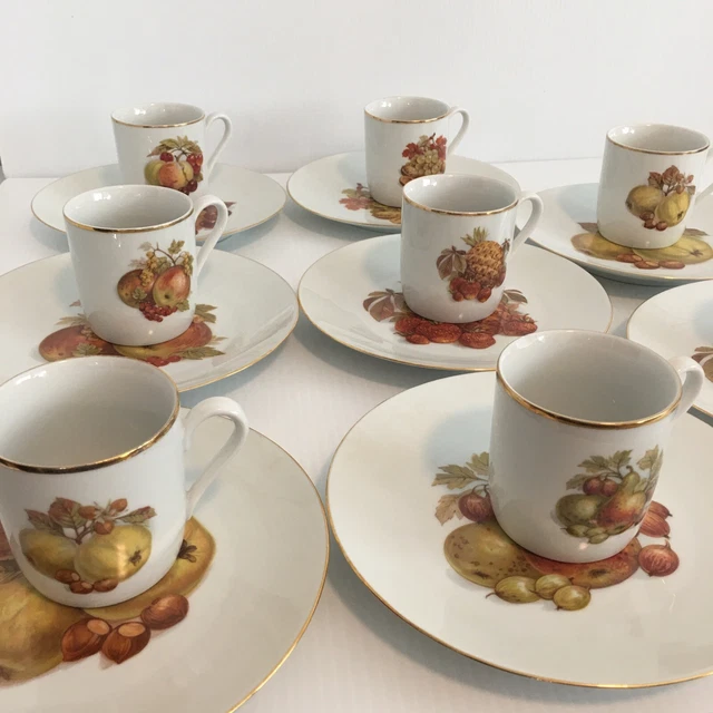 Bavaria Germany Bareuther Waldsassen Fall Dinnerware 1966 Plates Cups Fruit 3