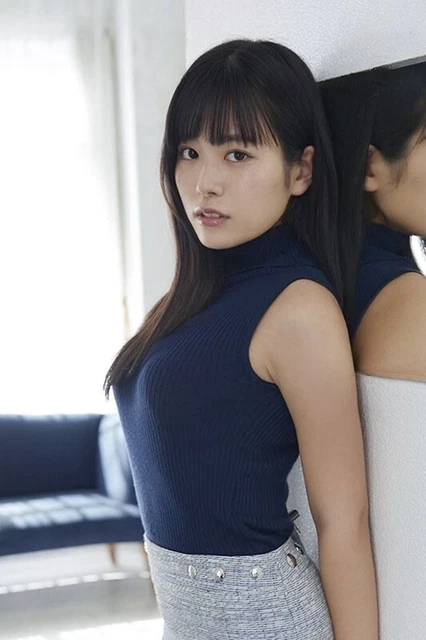 JAPAN POPULAR GRAVURE Idol Shinonome Umi 2023 Wall Calendar B2 20 2 X 