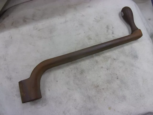 Vtg AVEY Drill Press Machine Crank Handle Table Elevation Rise Lower Cast Iron