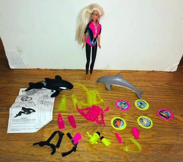 Barbie Ocean Friend Dolphin Keiko Killer Whale Sea World Trainer Doll Vintage