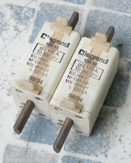 2x Legrand 0 168 55 016855 Cartouche à couteau 100A gG T0 500V. Lot de 2