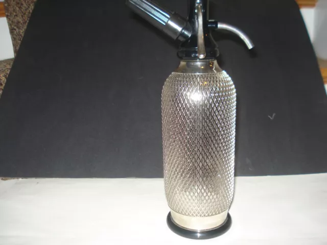 Vintage ISI Austria .85L Chrome Mesh Classic Soda Siphon Syphon Bottle Seltzer