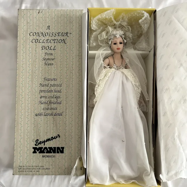 Seymour Mann Mcmxcvi “Pia” Connoisseur Collection Doll C-38072 Dali-01