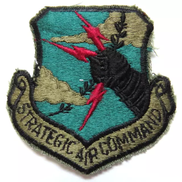 Vintage USAF Strategic Air Command Fabric Embroidered Badge Patch