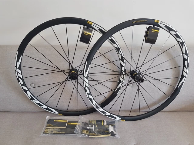 Paire De Roues Route Mavic Cosmic Elite - Frein Sur Jante, Moyeu à Cliquet Shimano - 700C, Alu - Neuf Avec Brochettes