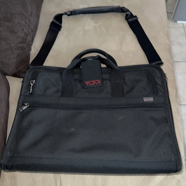 TUMI Compact ALPHA Large Screen Laptop Brief Carry Case Messenger Bag 26011D4.