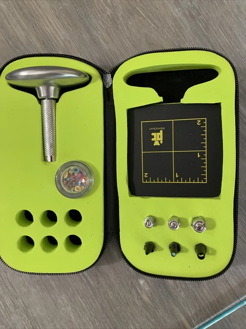 Juego de herramientas de 8 piezas con estuche con cremallera Provo Craft Silent Setter sin martillos