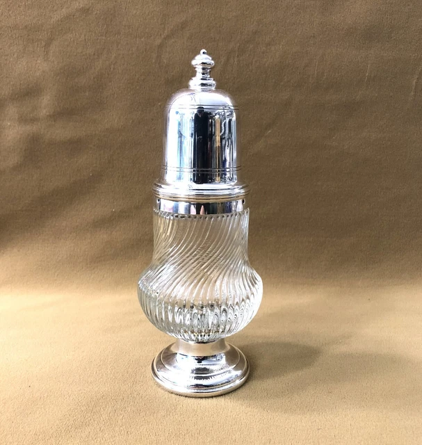 Saupoudreuse Christofle Art Déco En Métal Argenté - Rare