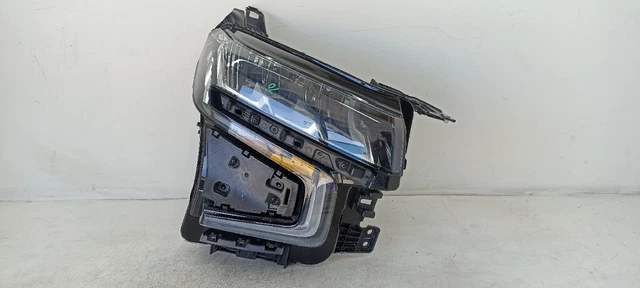 2021 2022 2023 Chevrolet Tahoe Suburban OEM Headlight Right Passenger ...