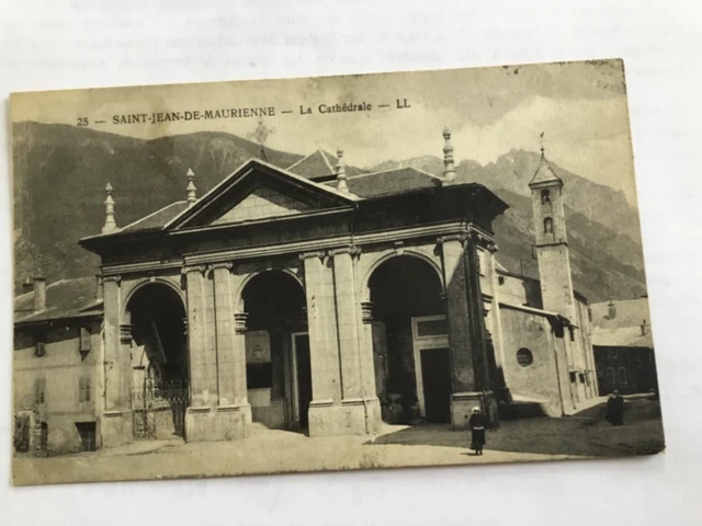 CPA La cathédrale - St Jean de Maurienne (73) Savoie