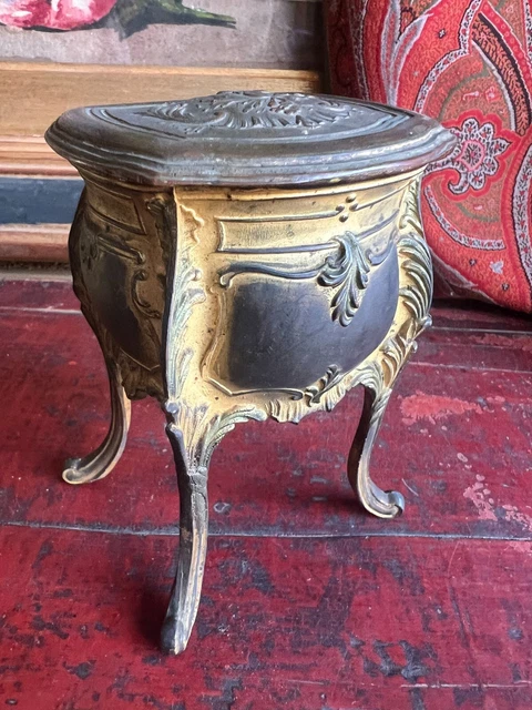 Boite a Bijoux XIX Eme Laiton Doré Rocaille Style Louyis XV Antique Box