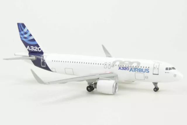 Airbus A320neo Airbus House Colors Dragon Wings 56353 1:400 2