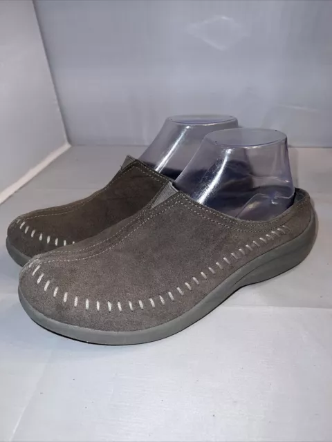 Skechers Womens Shoes Gray 8 M Relaxed Fit Savor Sedona Comfort Slip on Mules