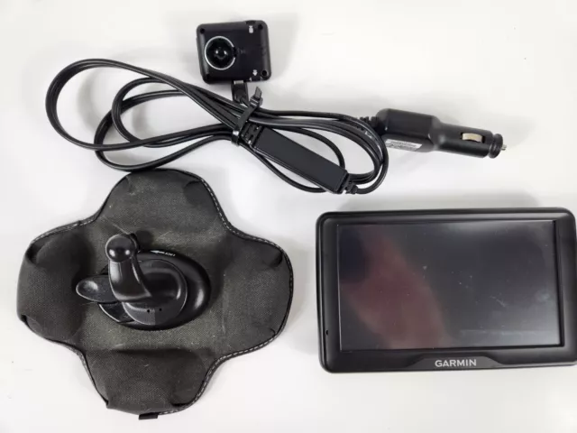 GARMIN RV760 LM GPS Navigation Unit 7"  For RVs Bundle With Mount Works Great