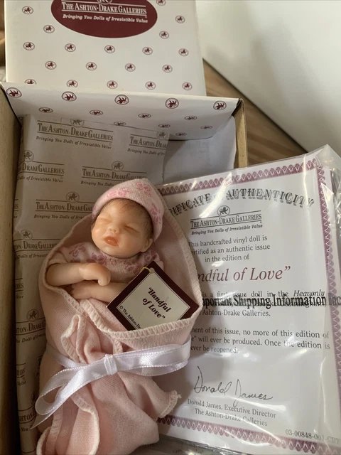 Mini doll~Handful of Love~Ashton Drake~BNIB