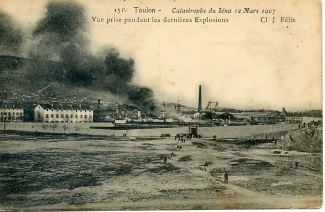 Cpa Toulon  Catastrophe Du Iena 1907 Vue Prise Pendant Les Divers Explosions