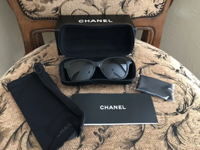 Vintage Sunglasses Chanel 