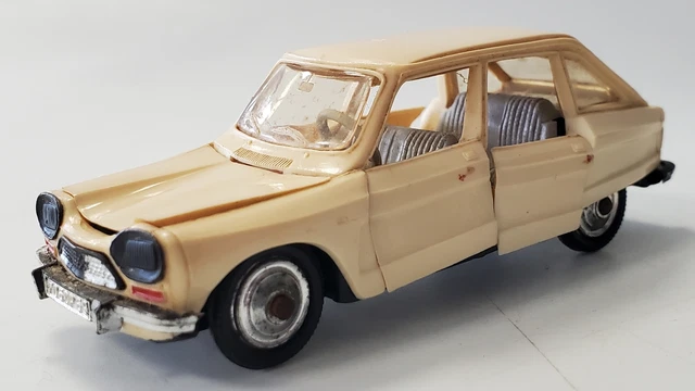 CITROEN AMI 6 / AMI6 de 1962 par SOLIDO serie 100 N° 114 au 1/43