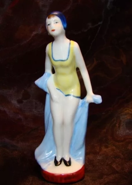 Figurine Baigneuse Pin-up Sexy Style Art Deco-allemand Style Art Nouveau Porcela