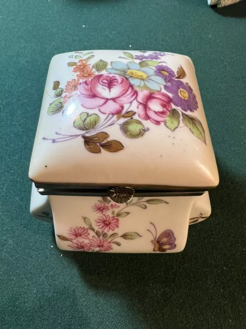 Vintage Lefton Japan Square Floral Cream Porcelain Lidded Box W/ Butterflies