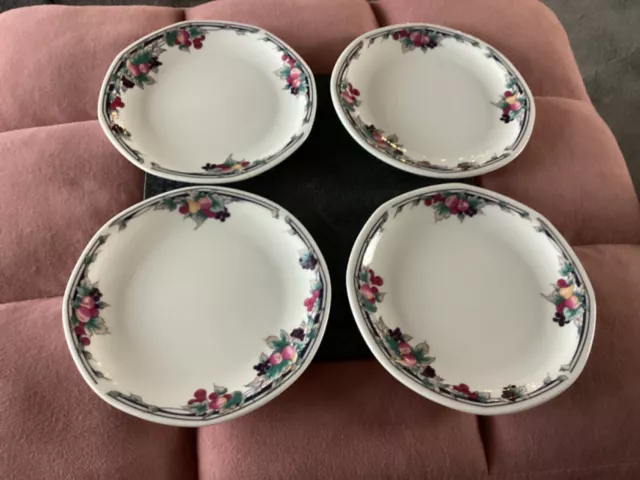 4 x Royal Doulton Autumns Glory Tea Side Plates VGC