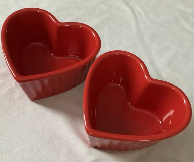 2 Ramekins rojos de San Valentín de gres Crofton Heart (10,1 oz cada uno)