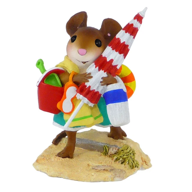 Wee Forest Folk HERE COMES THE FUN, WFF# M-488, Beach Mouse with Umbrella