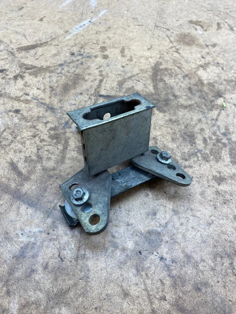 2001 Harley Davidson Flh Electra Glide Driver Backrest Mount Stand Stay