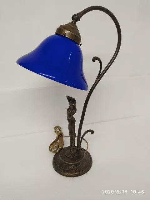 Lampada da tavolo comodino ottone paralume vetro